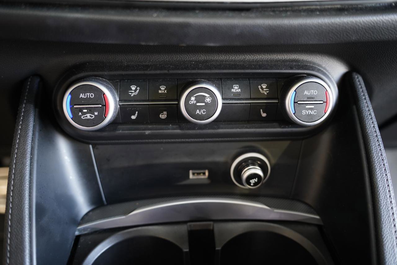 Used 2021 Alfa Romeo Stelvio Ti Sport AWD/4WD image 20