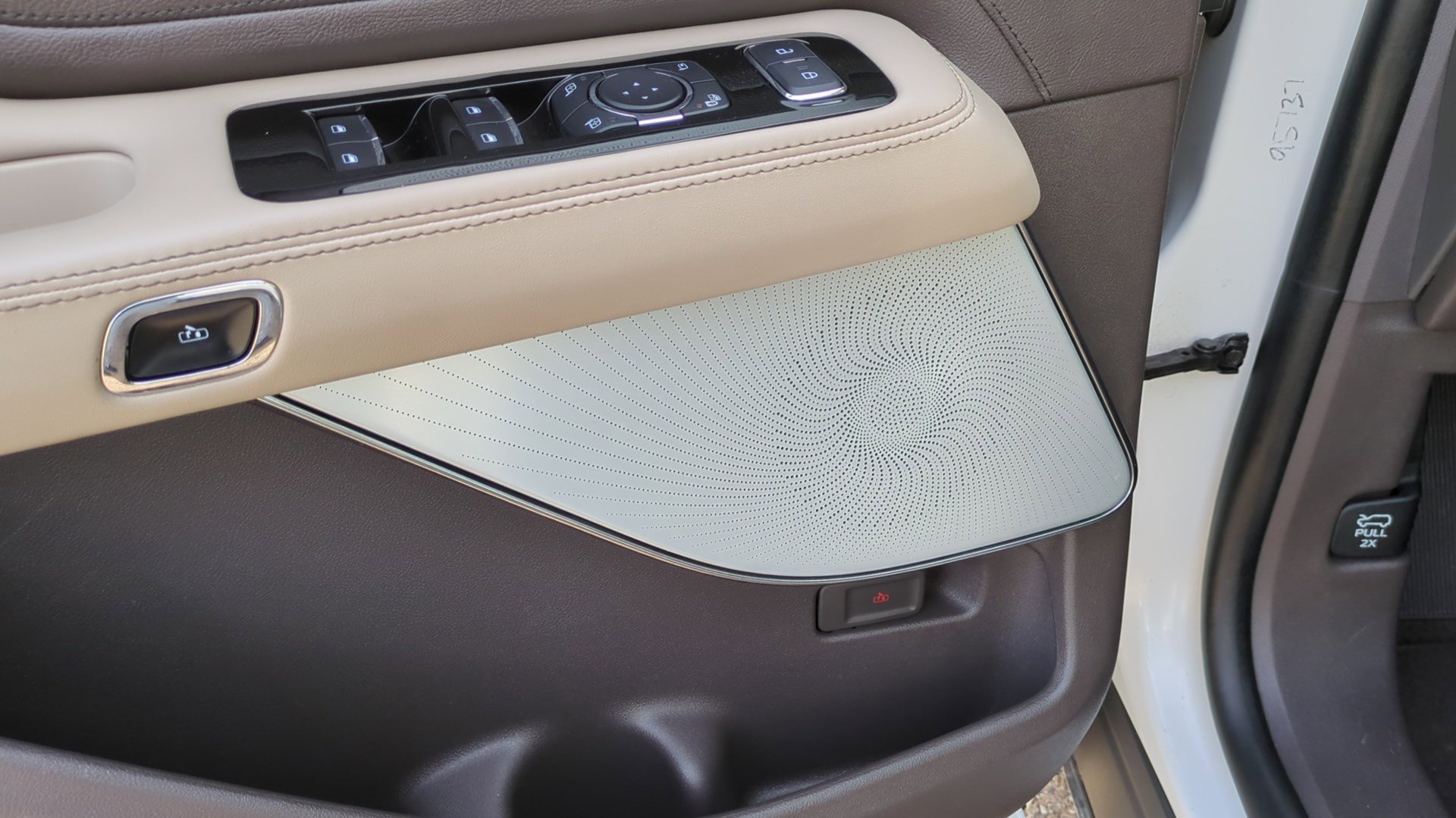 Used 2021 Lincoln Aviator Reserve w/ Equipment Group 202A image 13