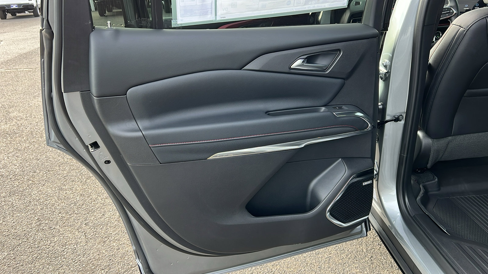 New 2026 Chevrolet Traverse Z71 image 12