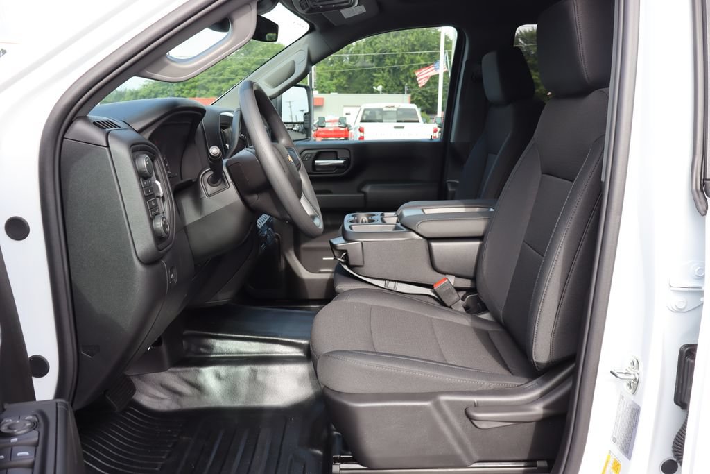 New 2026 Chevrolet Silverado 3500 W/T AWD/4WD image 5