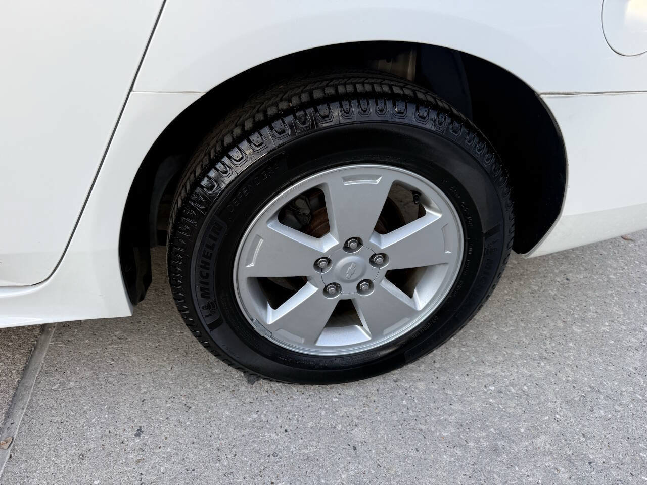 Used 2010 Chevrolet Impala LT FWD image 33