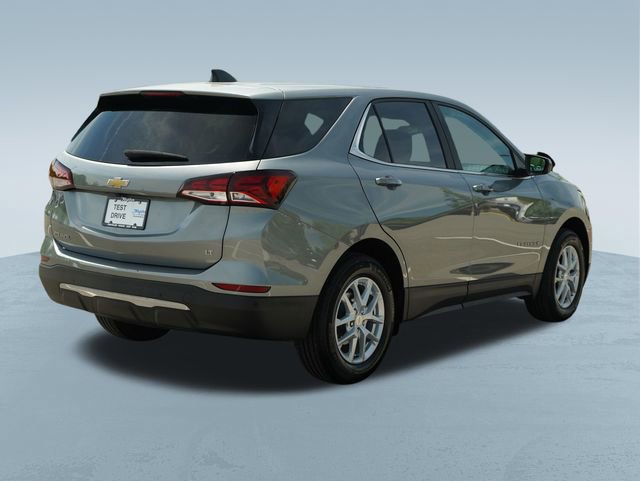 Used 2024 Chevrolet Equinox LT FWD image 9