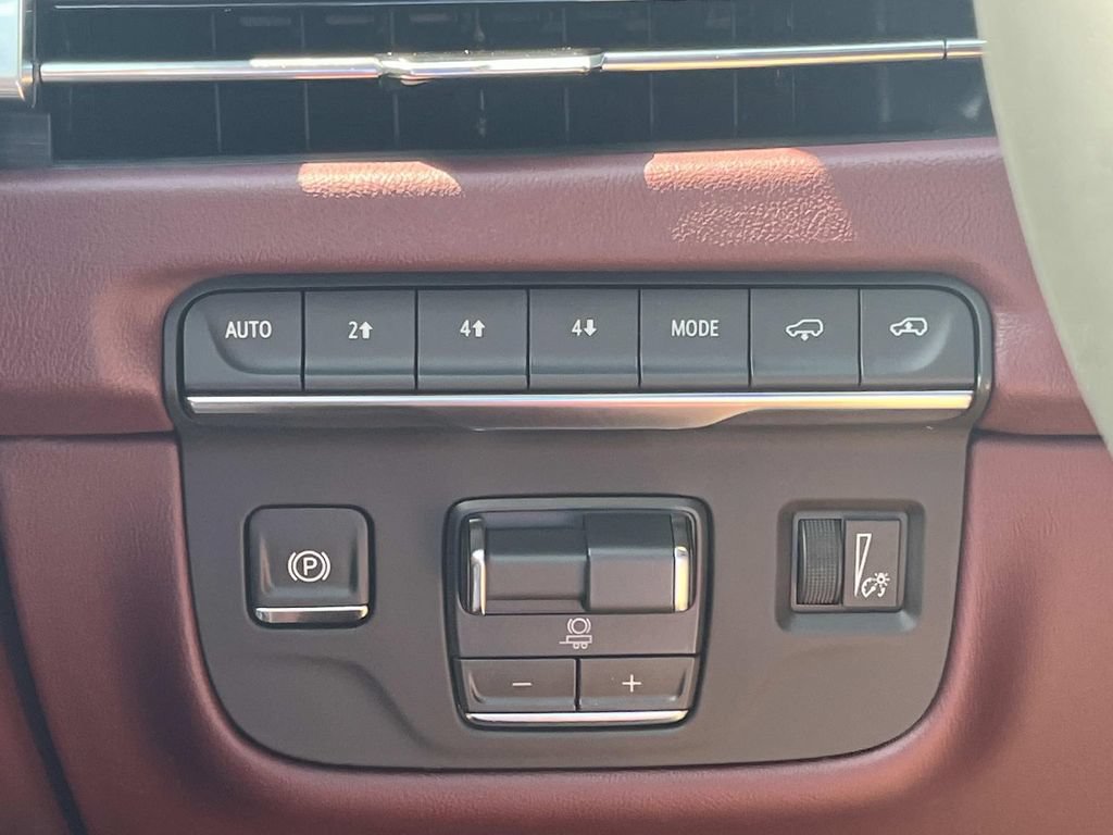 New 2026 Cadillac Escalade Sport w/ Touring Package AWD/4WD image 39