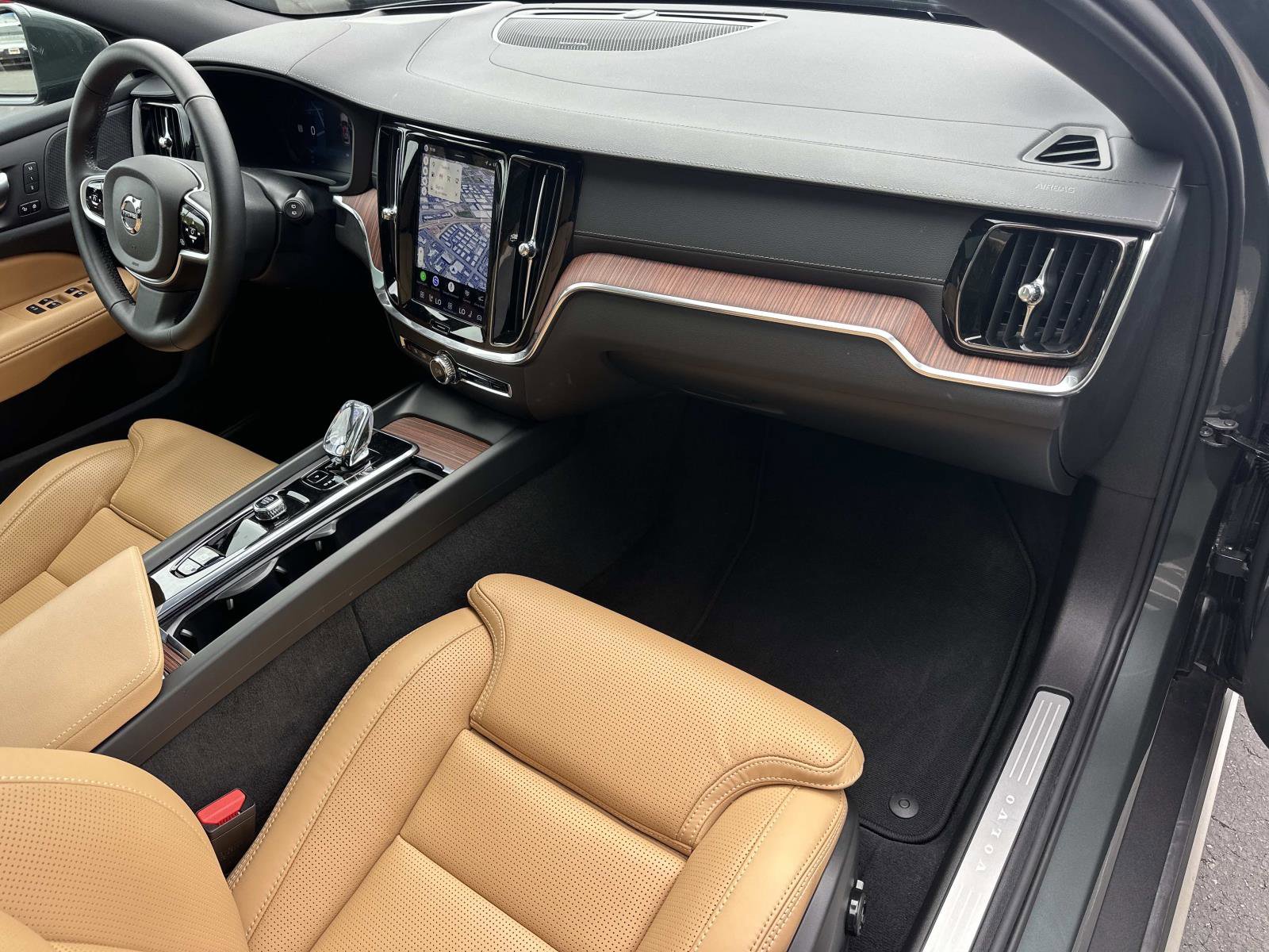 Used 2026 Volvo V60 B5 Cross Country Ultra w/ Climate Package AWD/4WD image 26