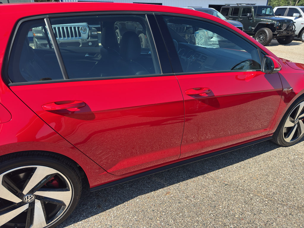Used 2019 Volkswagen GTI SE FWD image 10
