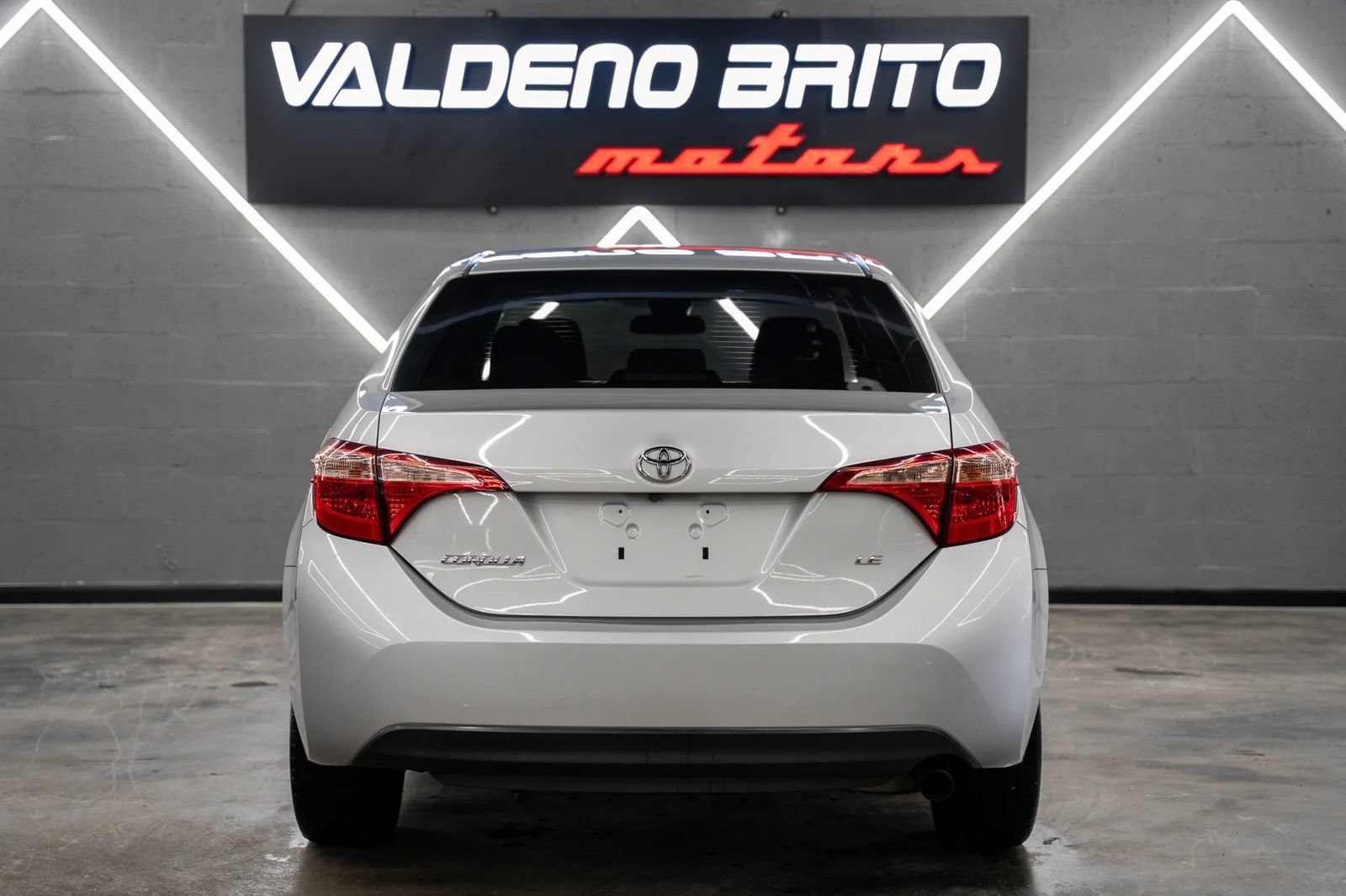 Used 2019 Toyota Corolla LE FWD image 16