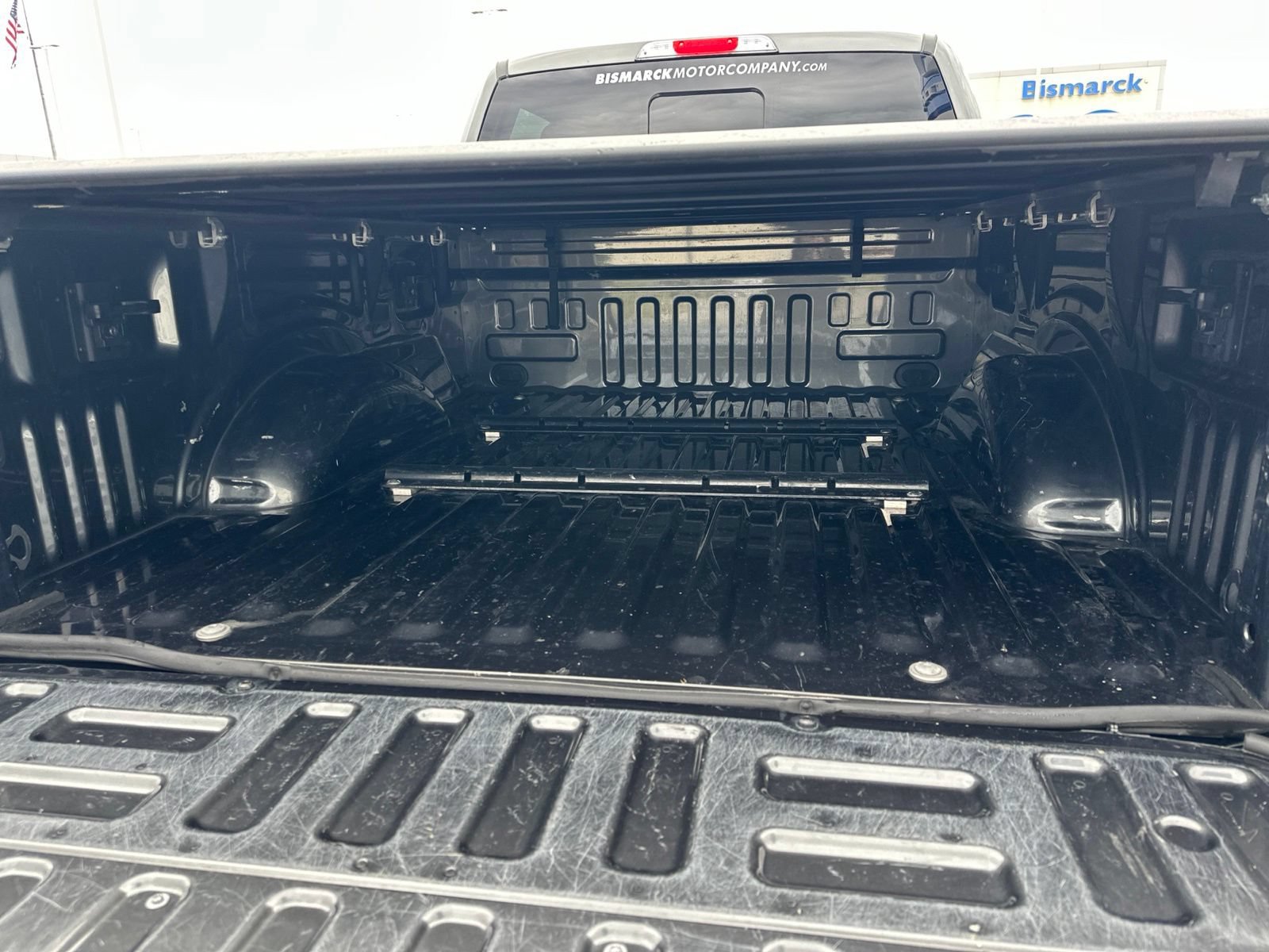 Used 2019 Ford F150 Lariat w/ Equipment Group 502A Luxury AWD/4WD image 32