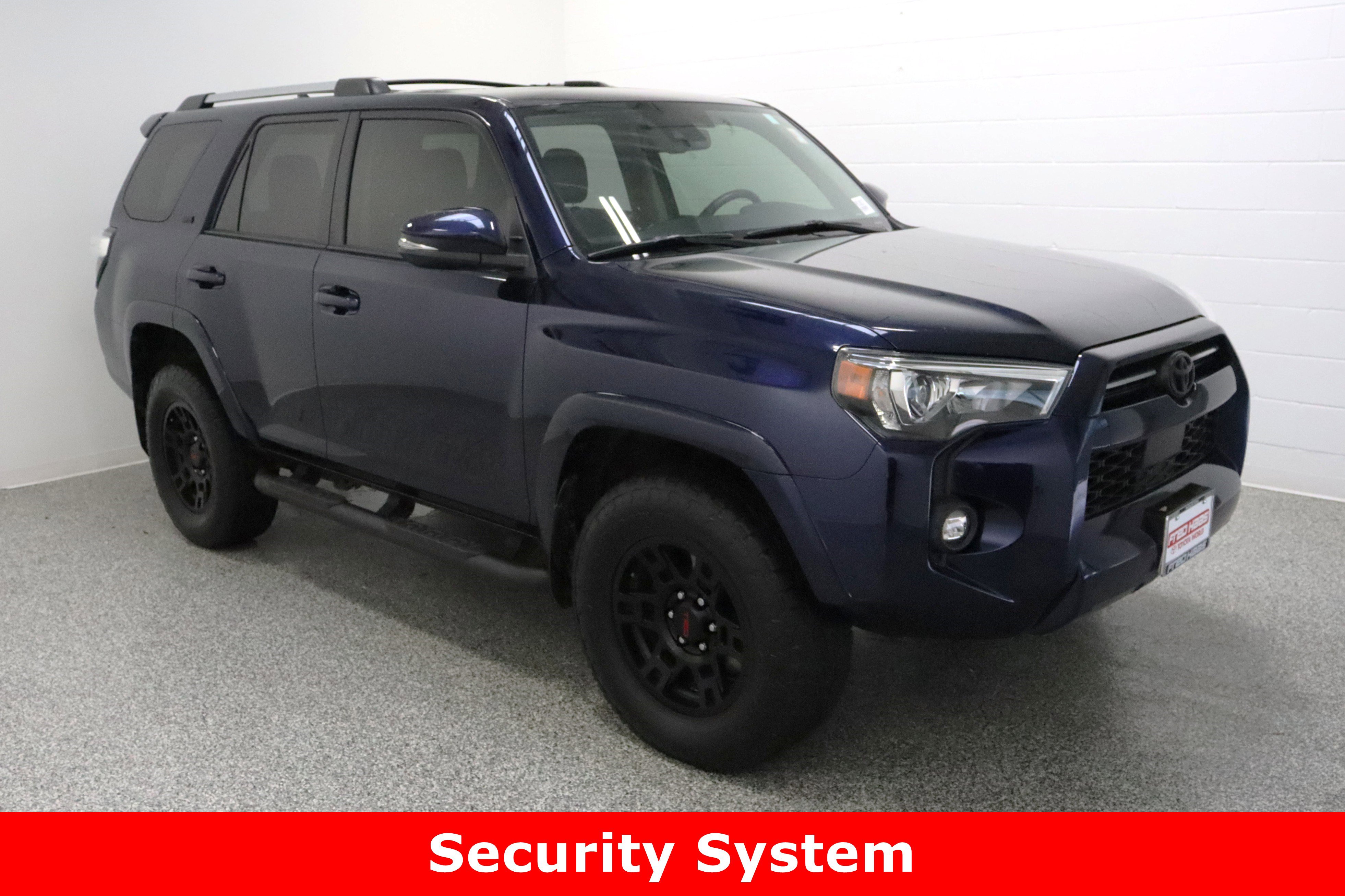 Certified 2023 Toyota 4Runner SR5 Premium w/ Moonroof Package image 4