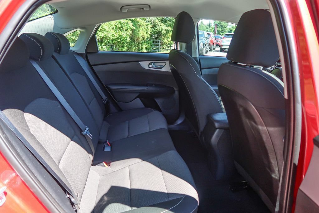 Used 2023 Kia Forte LXS FWD image 13