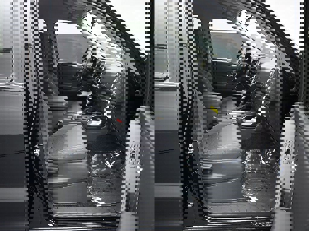 New 2026 Nissan Frontier SV image 25