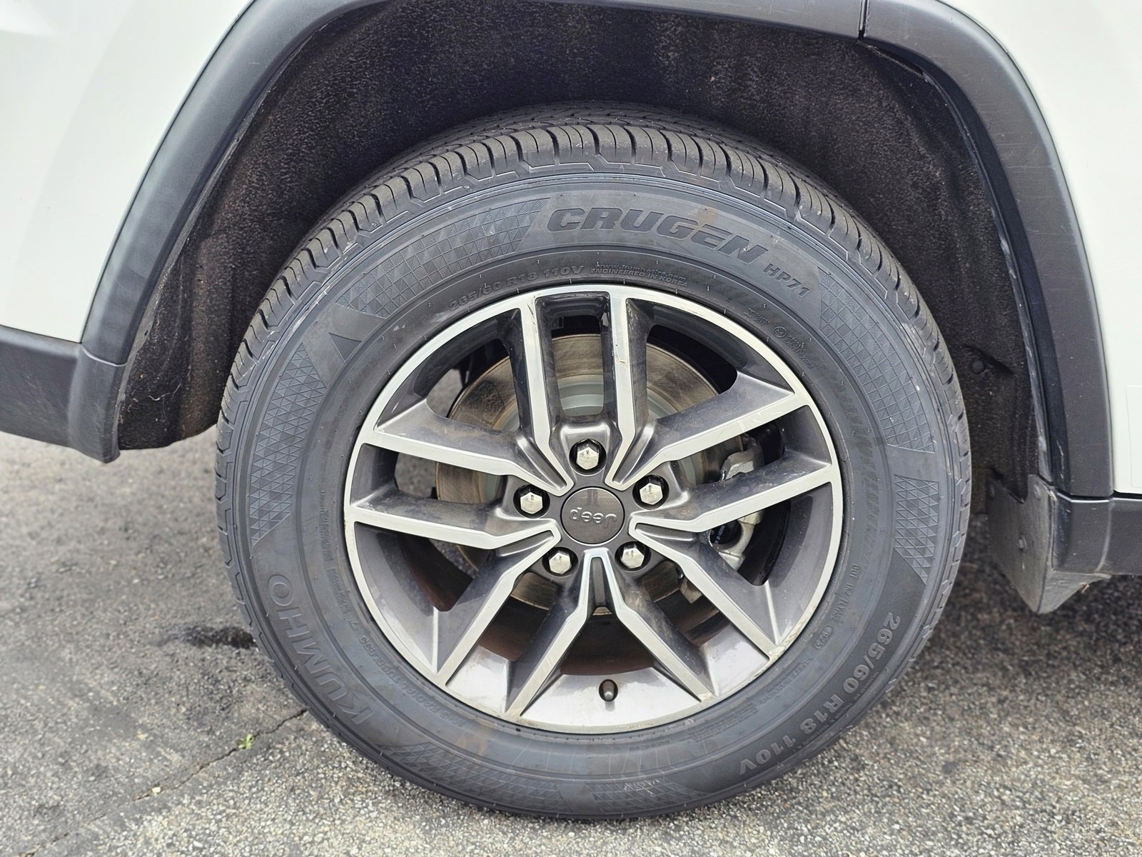 Used 2020 Jeep Grand Cherokee Limited w/ Luxury Group II image 9