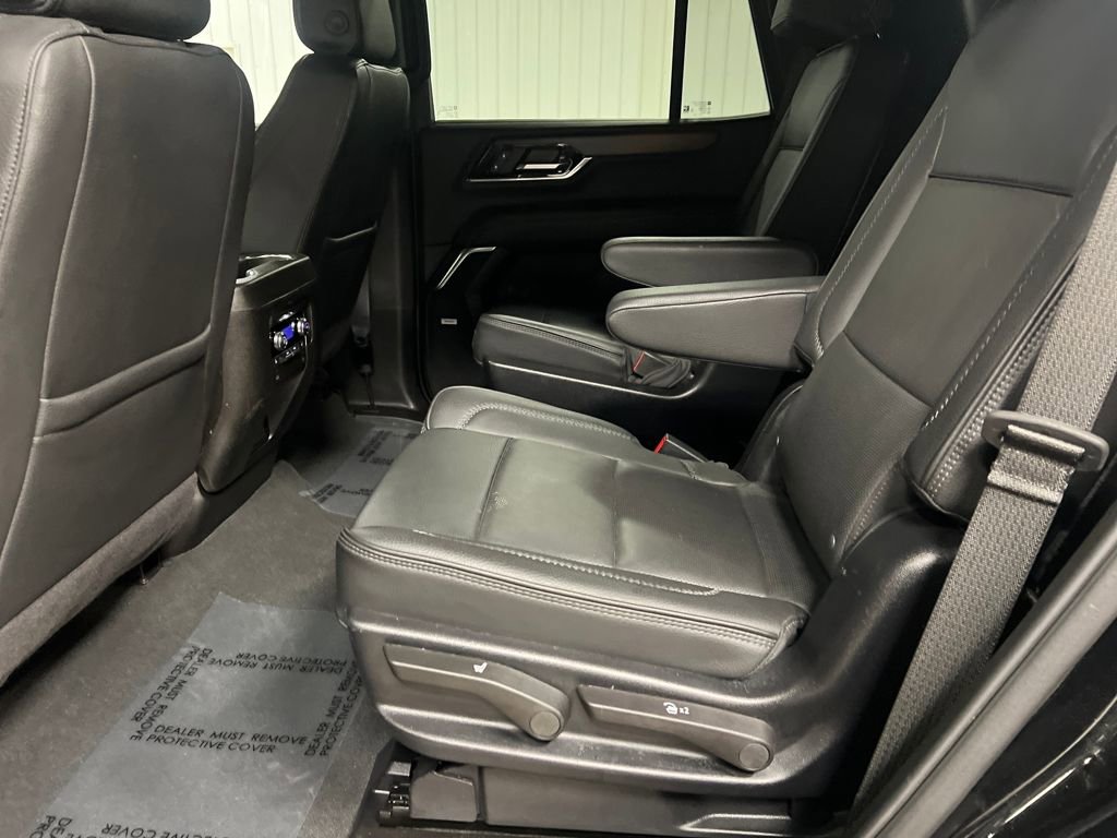 Certified 2025 GMC Yukon Denali AWD/4WD image 14