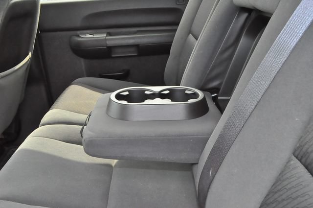 Used 2009 Chevrolet Silverado 2500 LT w/ Exterior Plus Package AWD/4WD image 16