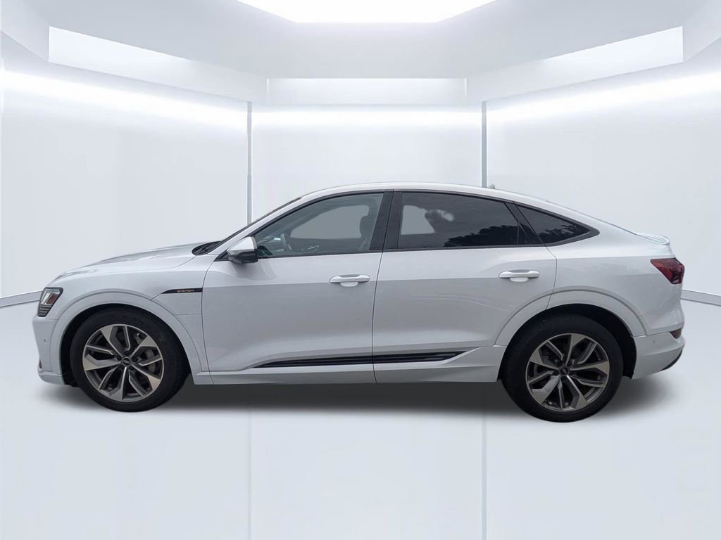 Used 2021 Audi e-tron Premium Plus w/ Premium Plus Package AWD/4WD image 7