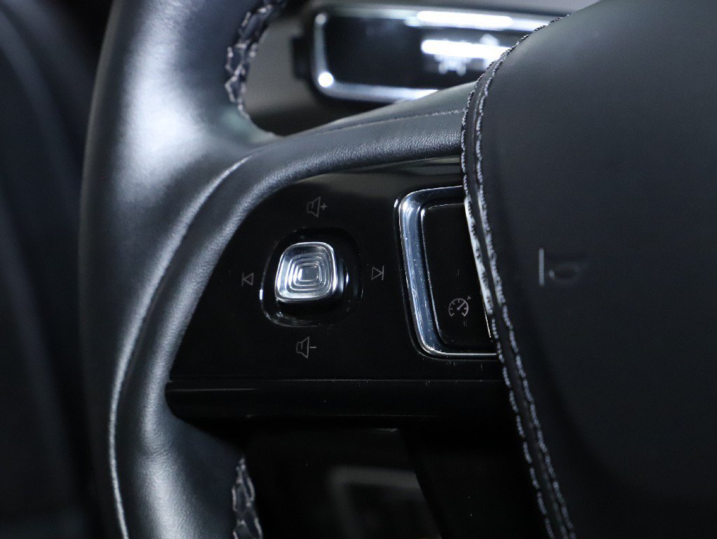 Used 2023 Lincoln Aviator AWD w/ Premium Package image 25