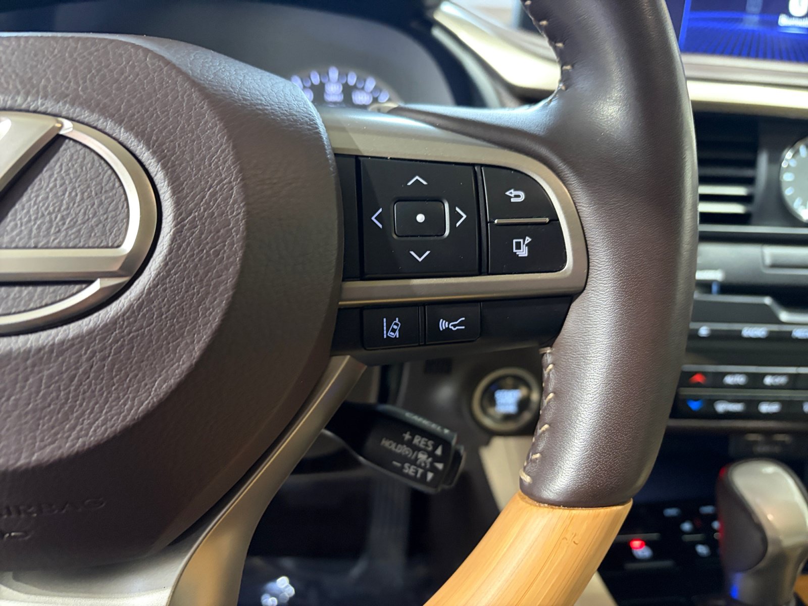 Used 2020 Lexus RX 350 AWD w/ Premium Package image 15