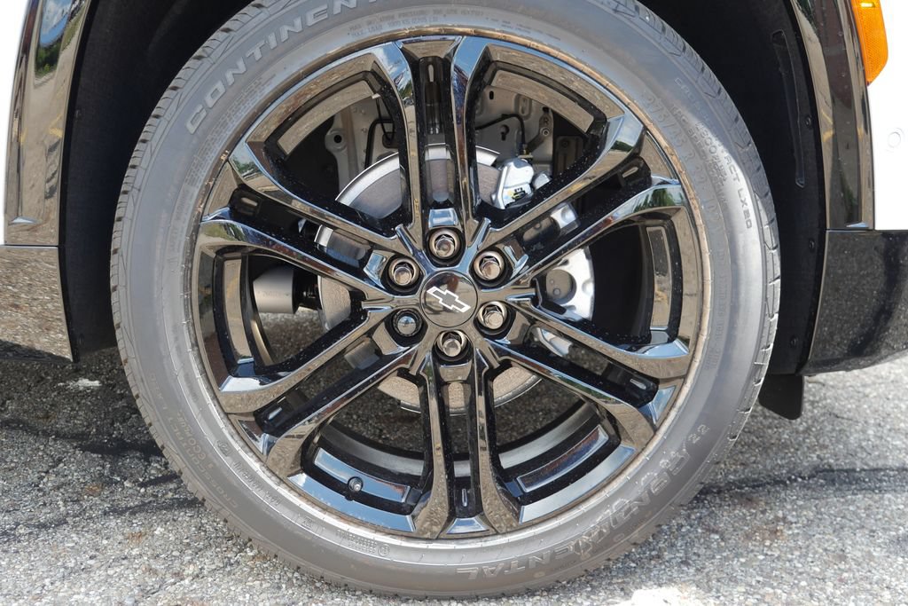 New 2026 Chevrolet Traverse High Country w/ LPO, Floor Liner Package AWD/4WD image 6