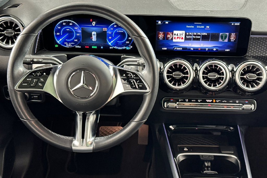 Certified 2024 Mercedes-Benz EQB 250+ image 17