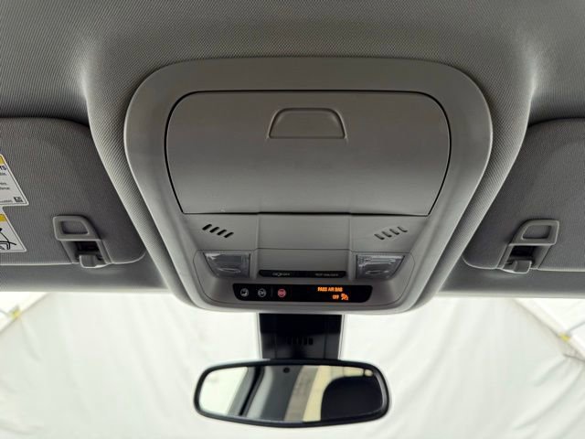 Used 2024 GMC Terrain SLE image 38