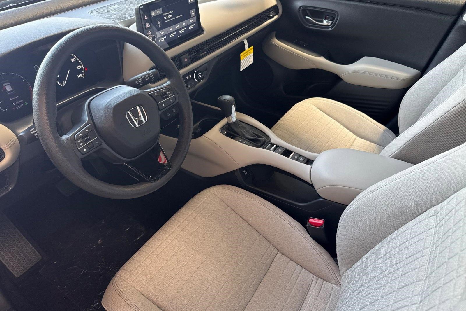 New 2027 Honda HR-V LX image 4