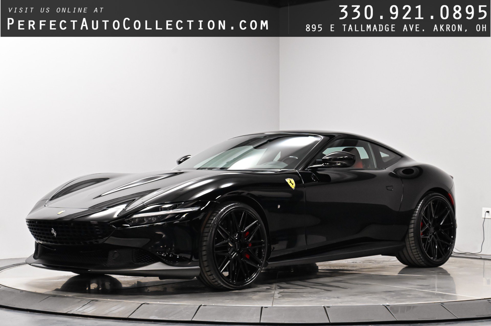 Used 2022 Ferrari Roma RWD image 1