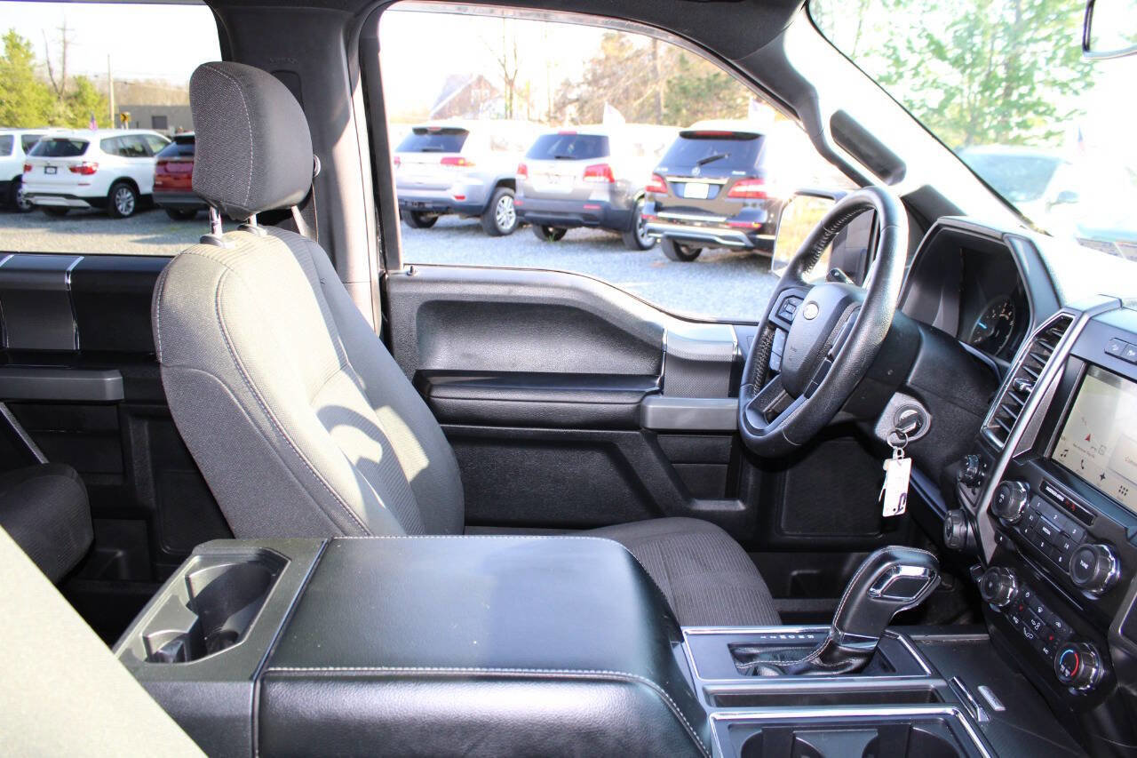 Used 2016 Ford F150 XLT w/ Equipment Group 302A Luxury AWD/4WD image 11