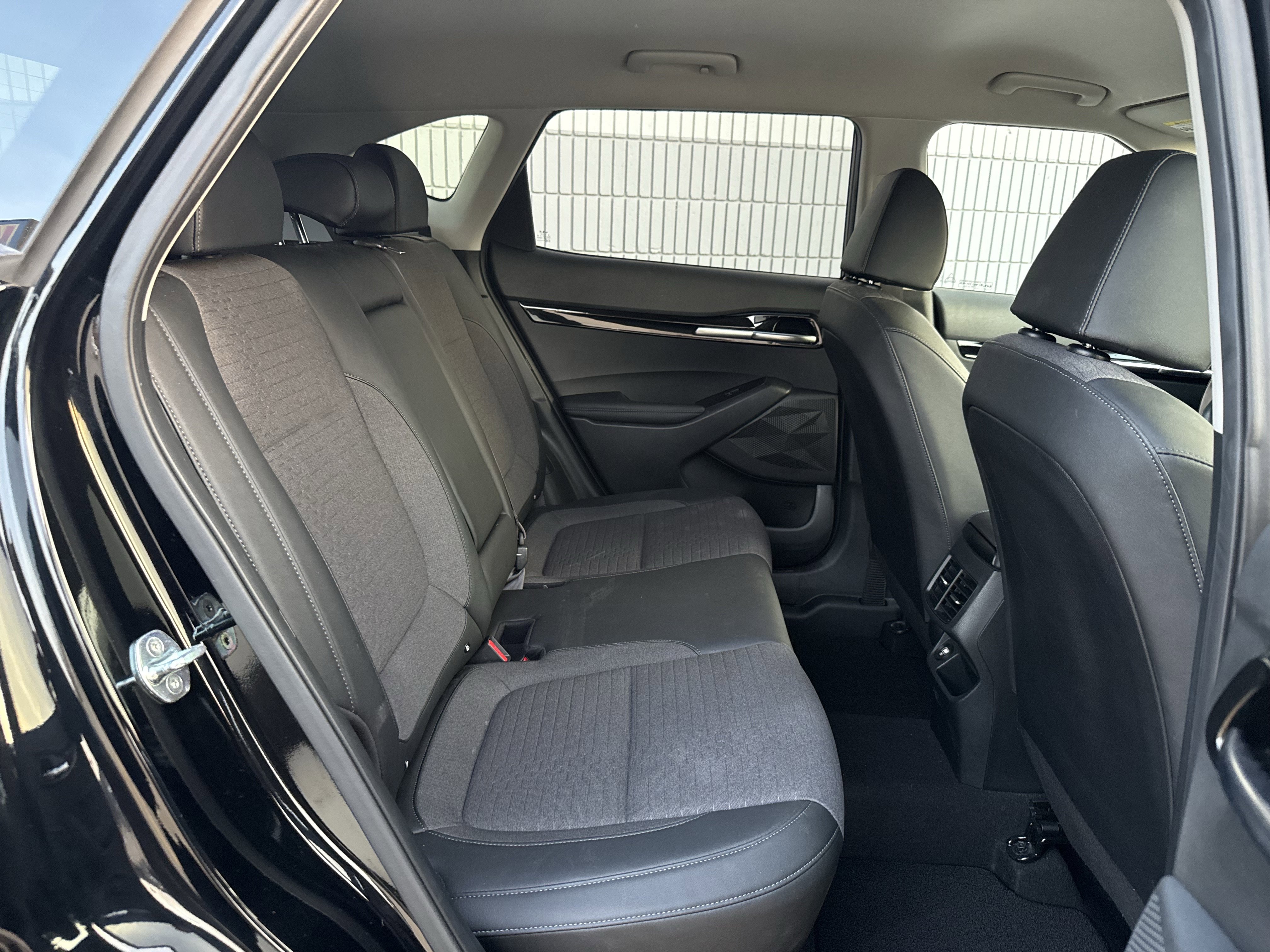 Used 2022 Kia Seltos S image 6