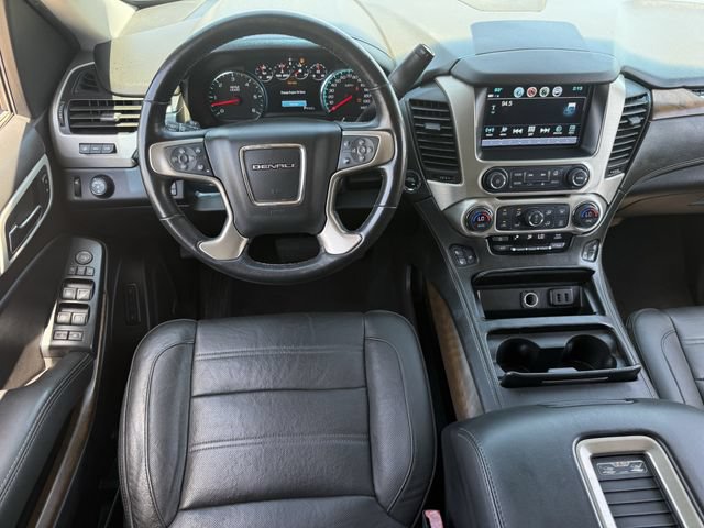 Used 2019 GMC Yukon XL Denali RWD image 12