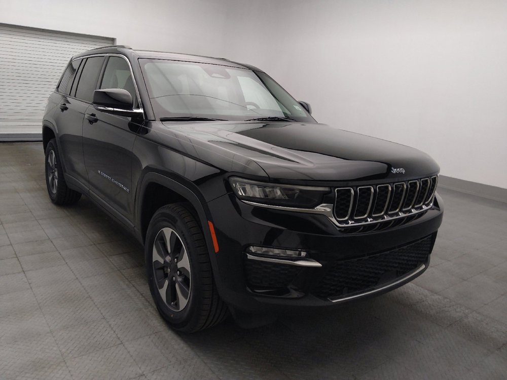 Used 2022 Jeep Grand Cherokee Limited 4xe w/ Luxury Tech Group II AWD/4WD image 13