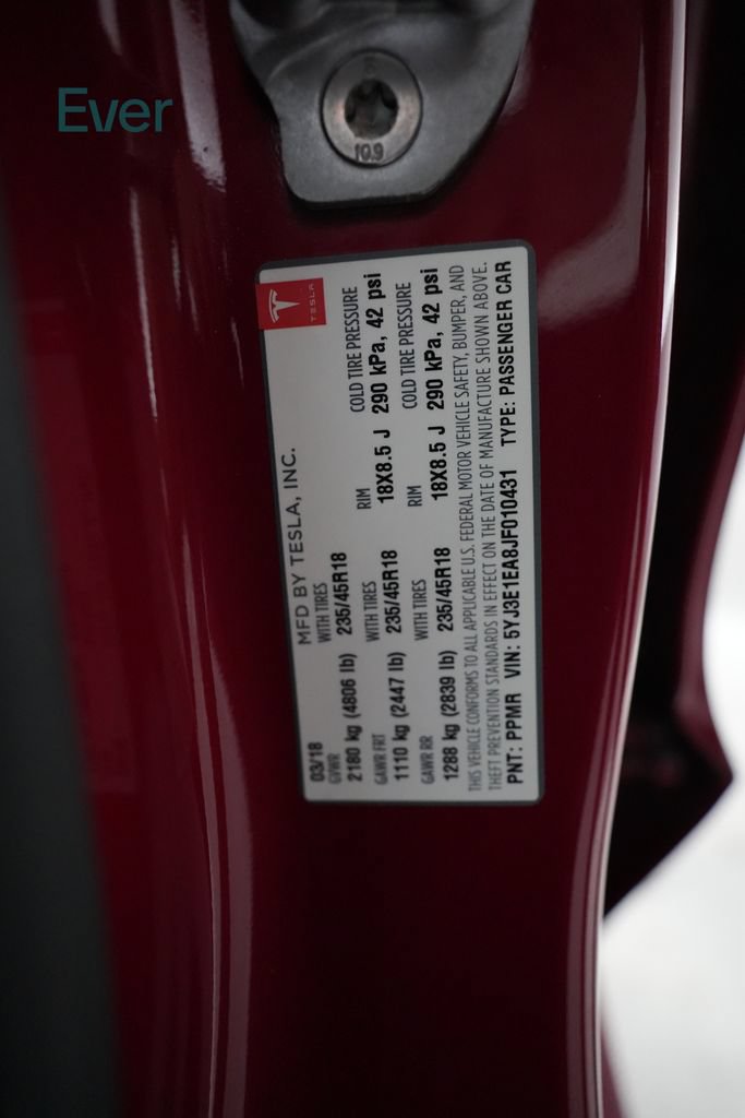 Used 2018 Tesla Model 3 Long Range RWD image 29