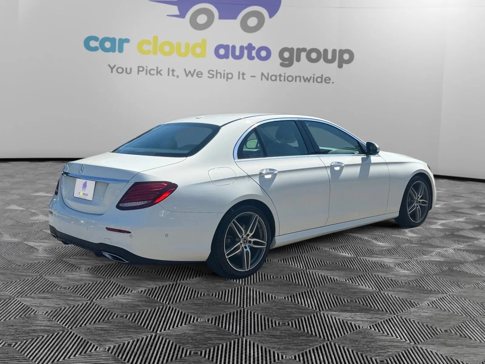 Used 2018 Mercedes-Benz E 300 image 5