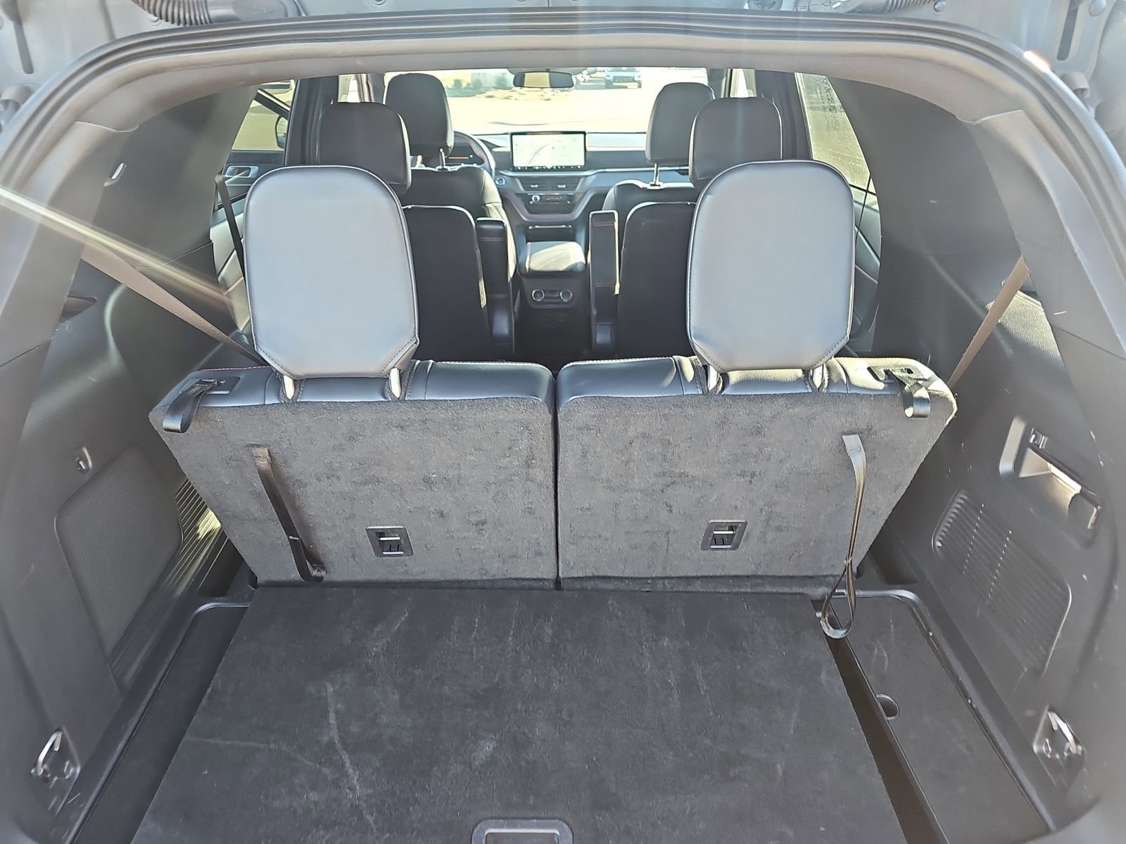 Used 2025 Ford Explorer ST-Line image 16