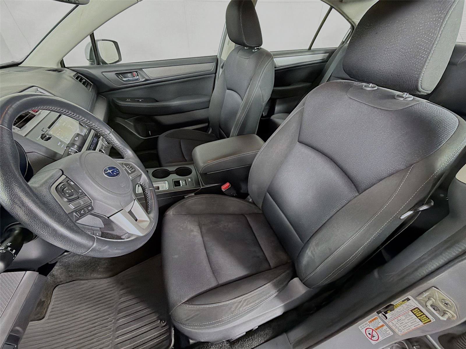 Used 2015 Subaru Legacy 2.5i Premium AWD/4WD image 2