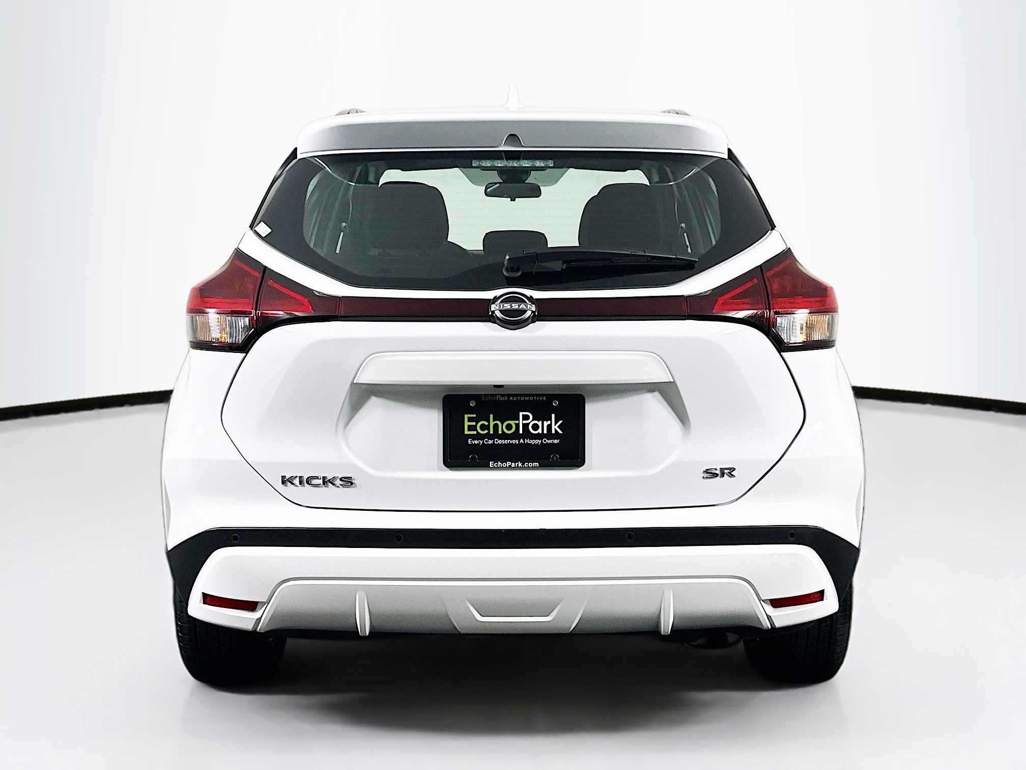 Used 2024 Nissan Kicks SR image 7