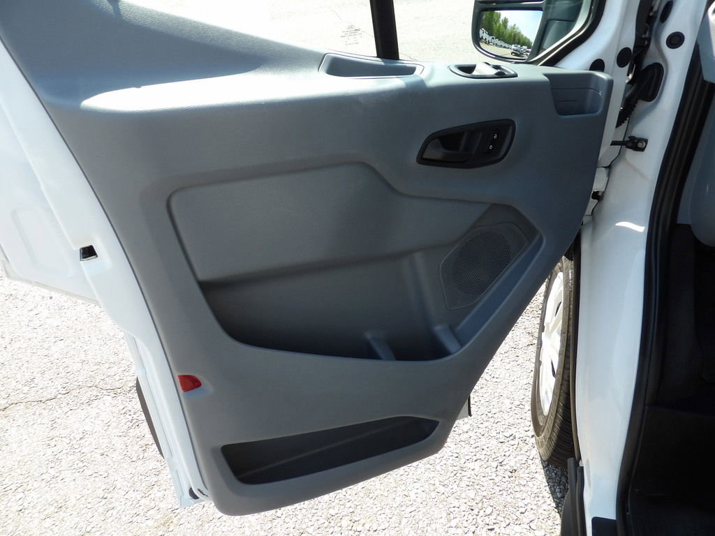 Used 2019 Ford Transit 150 XLT RWD image 14