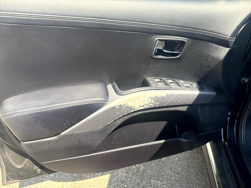 Used 2010 Mitsubishi Outlander XLS image 7