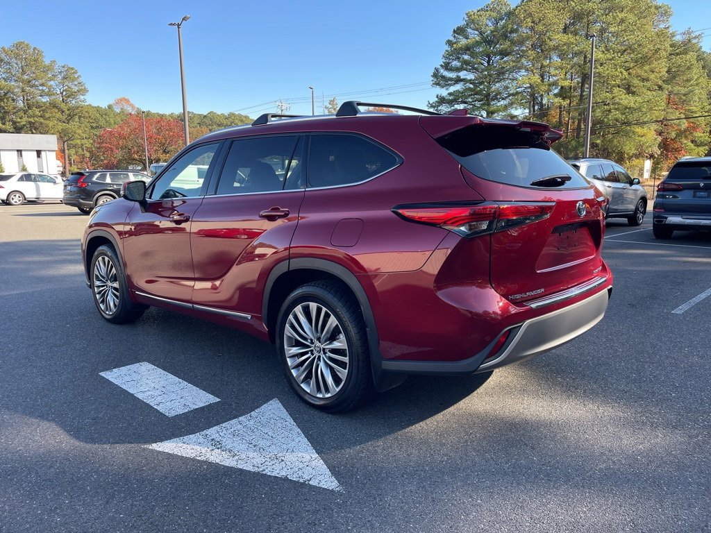 Used 2021 Toyota Highlander Platinum image 7
