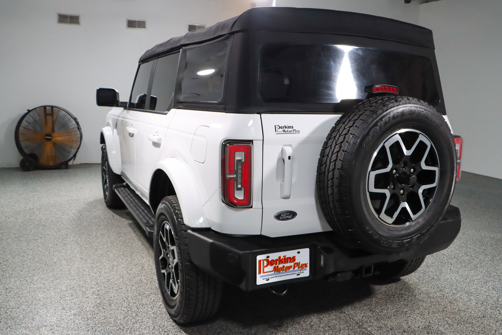 Used 2022 Ford Bronco Outer Banks image 9