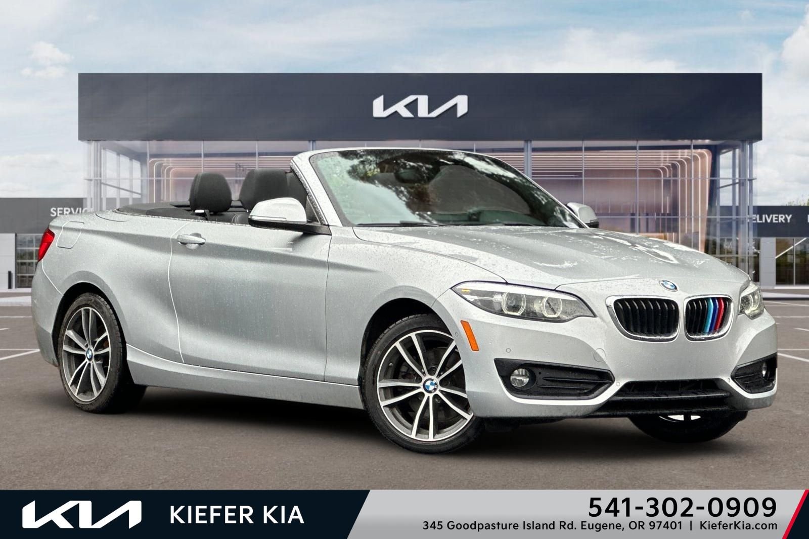 Used 2018 BMW 230i Convertible RWD image 1