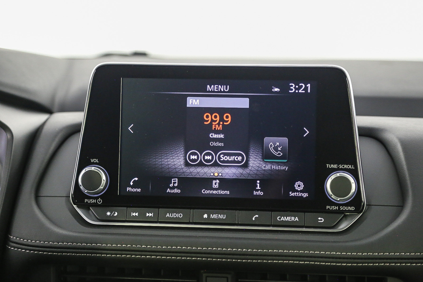 New 2025 Nissan Rogue SV AWD/4WD image 16