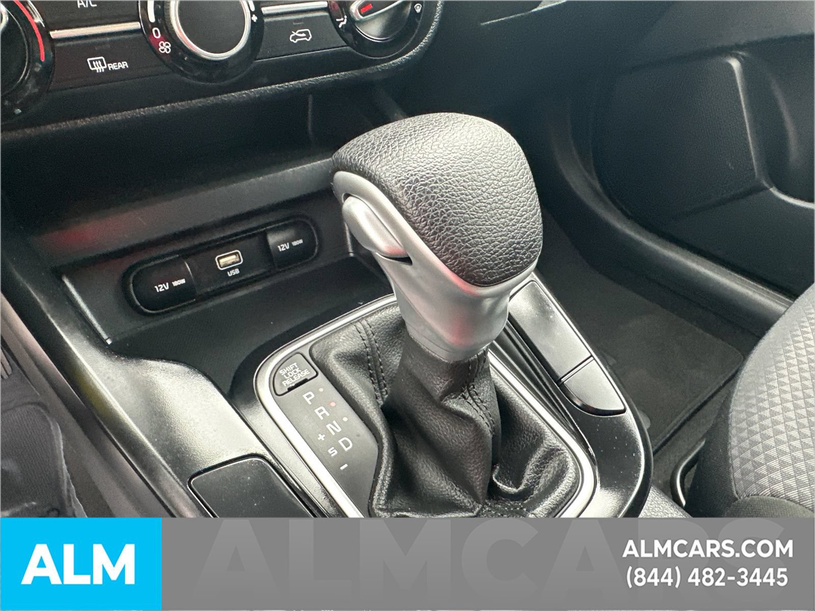 Used 2025 Kia Soul LX w/ LX Technology Package FWD image 35