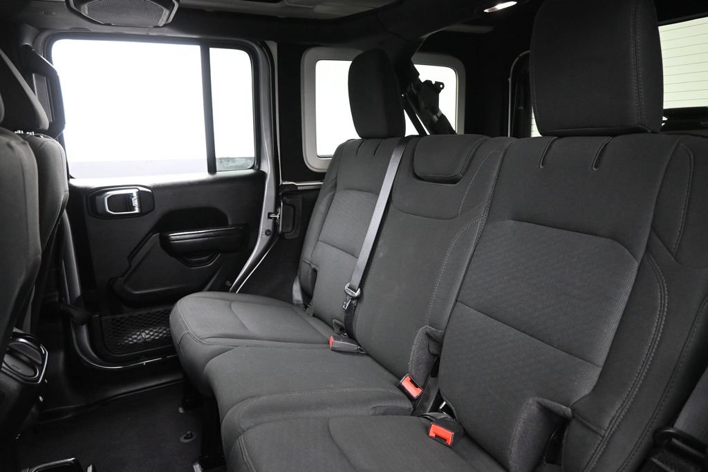 Used 2021 Jeep Wrangler Unlimited Sport AWD/4WD image 12