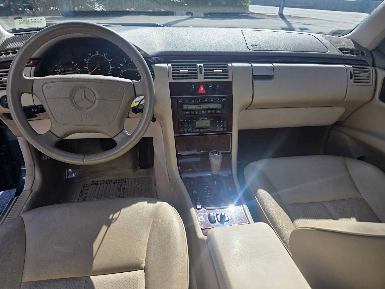 Used 1999 Mercedes-Benz E 320 Sedan image 18