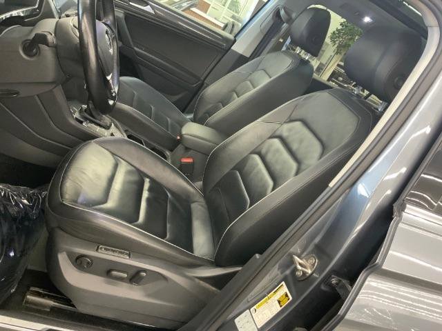 Used 2019 Volkswagen Tiguan SEL Premium image 12
