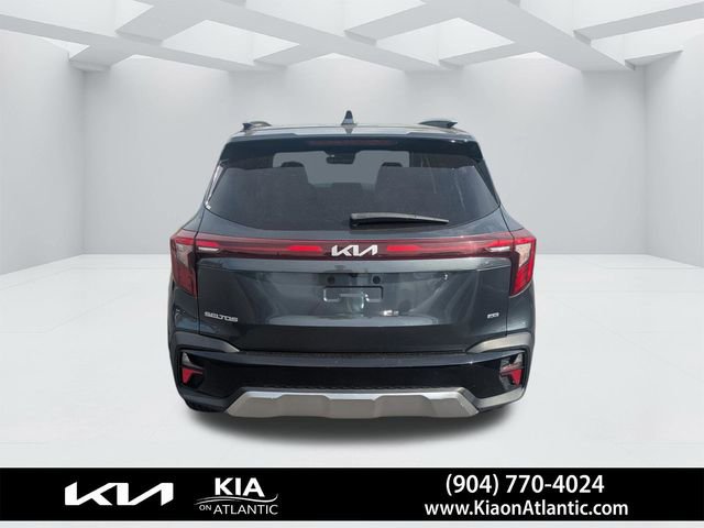 Used 2024 Kia Seltos S AWD/4WD image 4