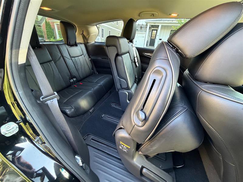 Used 2015 INFINITI QX60 Luxe w/ Premium Plus Package AWD/4WD image 28