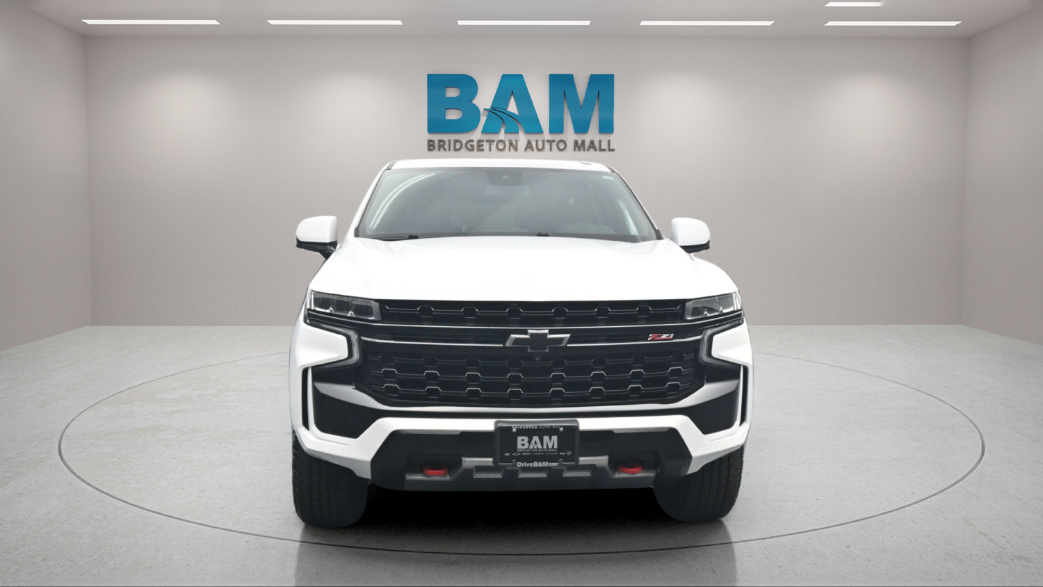 Used 2023 Chevrolet Tahoe Z71 w/ Z71 Off-Road Package AWD/4WD image 2