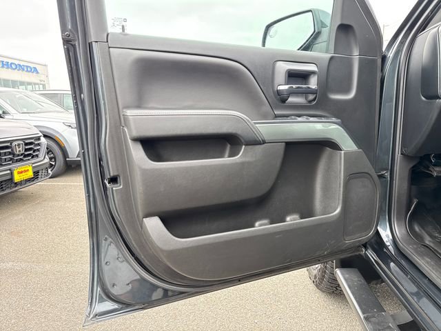 Used 2018 Chevrolet Silverado 1500 LT w/ All Star Edition AWD/4WD image 15