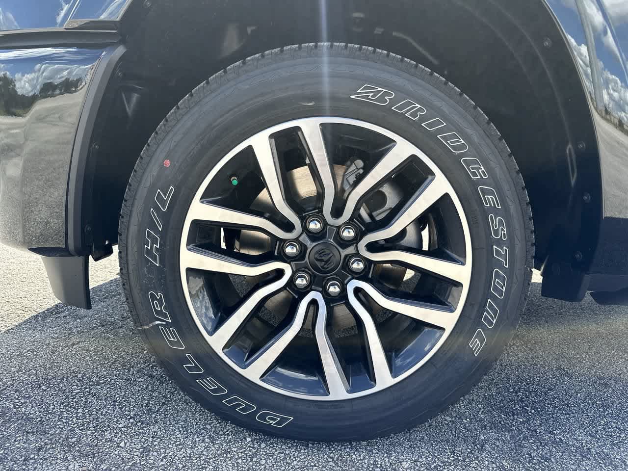 New 2027 RAM 1500 Limited AWD/4WD image 13