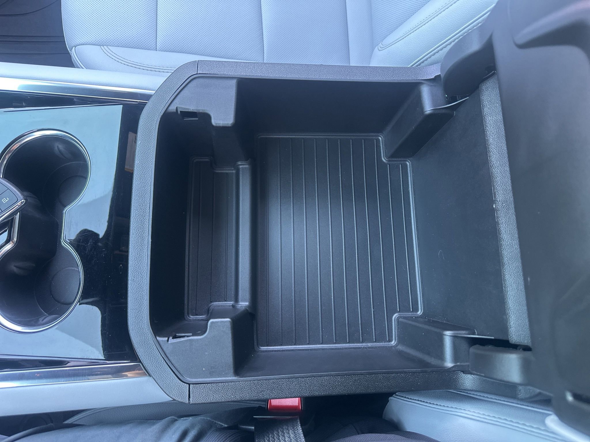 Used 2025 Chevrolet Tahoe Premier image 41